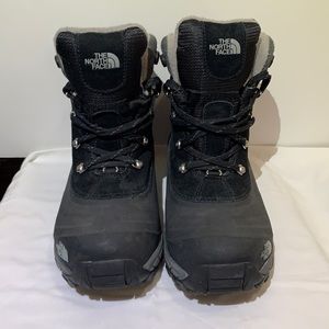 The Northface Chilkat IV Winter Boot